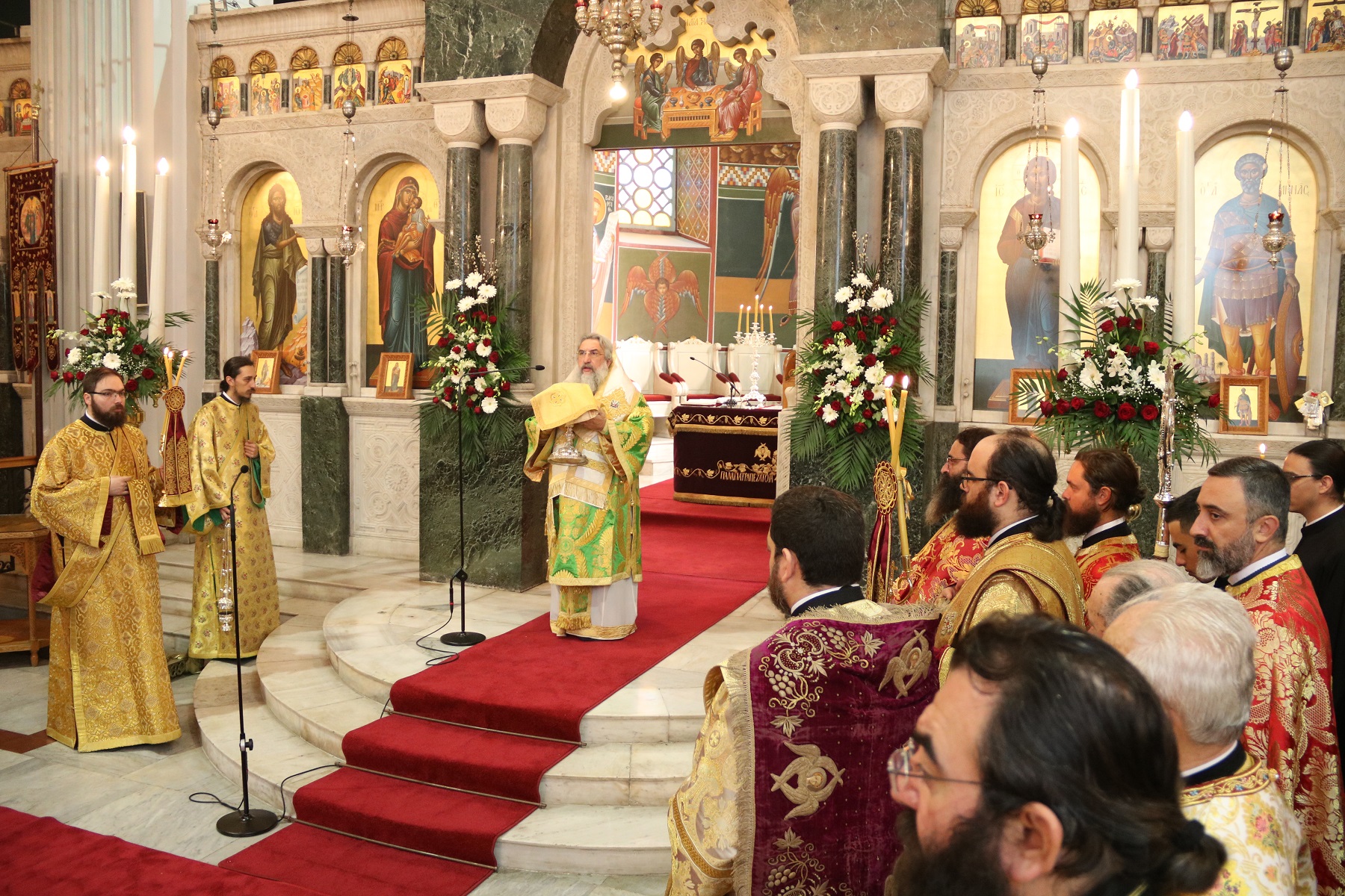 αρχιεπίσκοπος