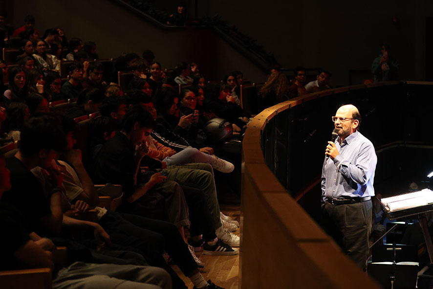 600 μαθητές από 10 σχολεία στο εκπαιδευτικό πρόγραμμα του ΠΣΚΗ για την όπερα «Ριγκολέττο»