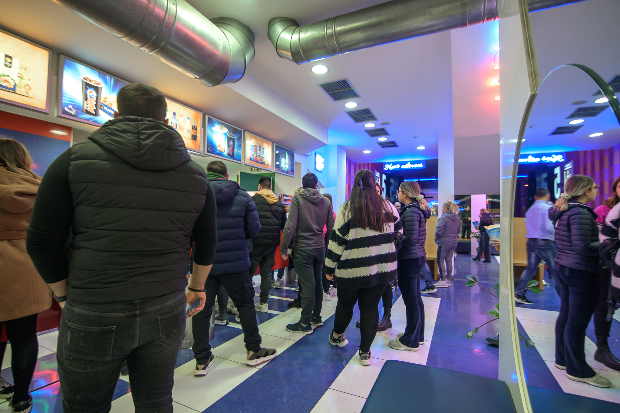 Πλήθος κόσμου κατά το τριήμερο των Φώτων στον Κινηματογράφο ODEON TALOS PLAZA