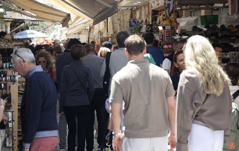  Σε πασχαλινούς ρυθμούς η αγορά και στο Ηράκλειο - Φωτογραφίες