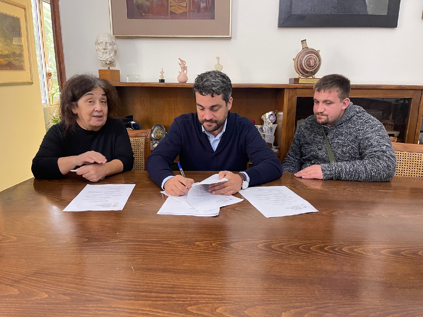 30498305489695080695