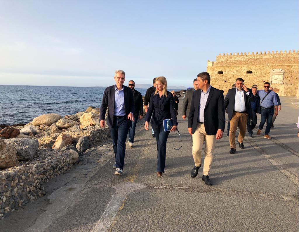 Λευτέρης Αυγενάκης, Τζέφρι Πάιατ