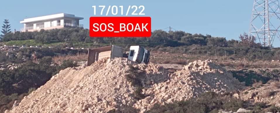 Ανατροπή φορτηγό, sos βοακ