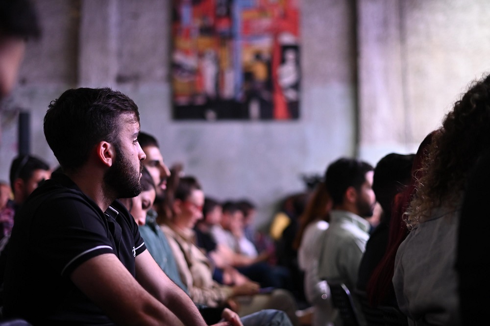 Ανδρουλάκης νέοι