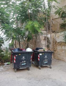 "Αν θες να μάθεις την ιστορία μιας πόλης, ακόλουθα τους κάδους της"