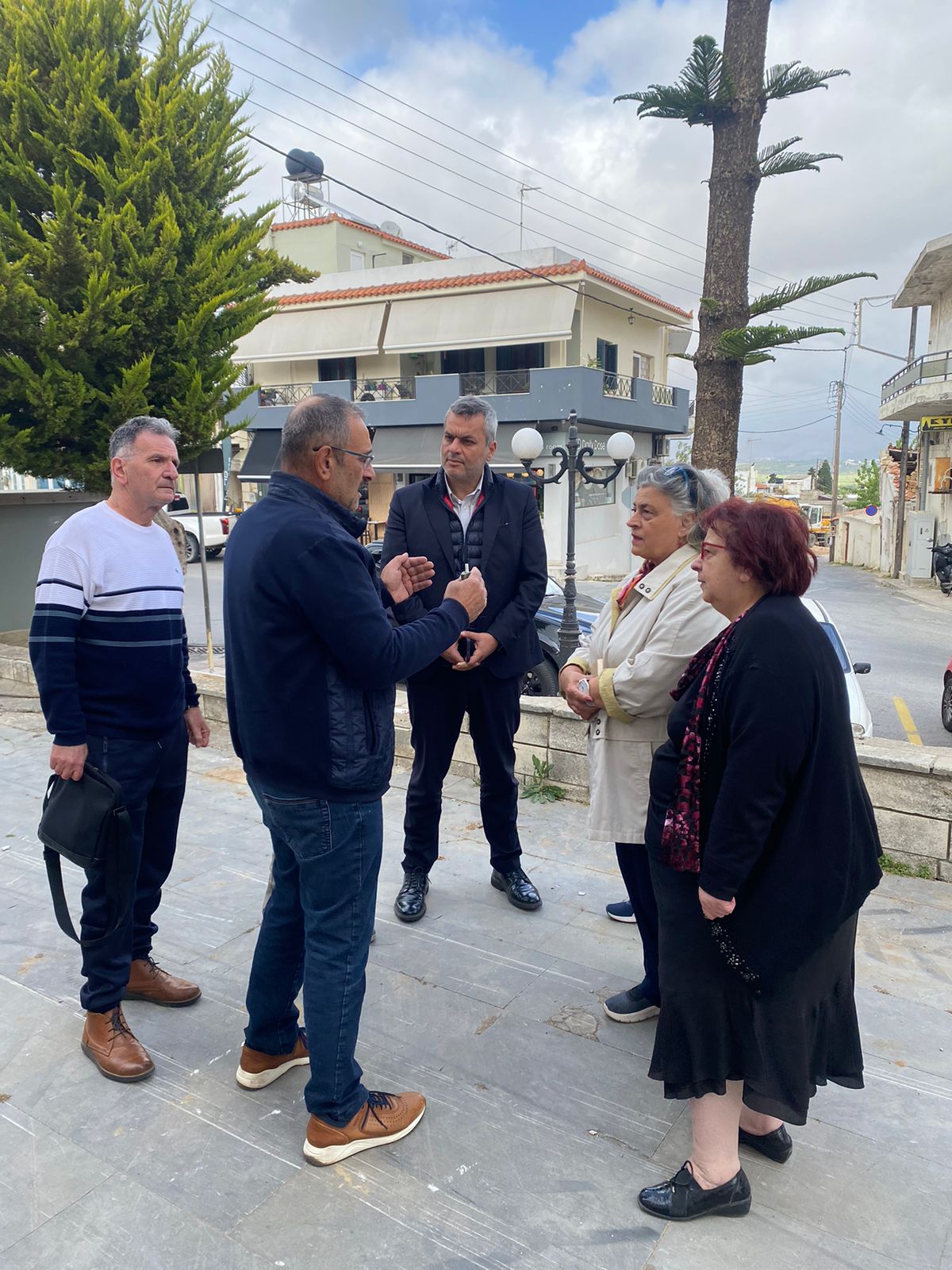 Στο Αρκαλοχώρι ο Τομεάρχης Υποδομών & Μεταφορών ΣΥΡΙΖΑ ΠΣ Χάρης Μαμουλάκης και η υπ. Ευρωβουλευτής Μαρία Καλουδιώτη