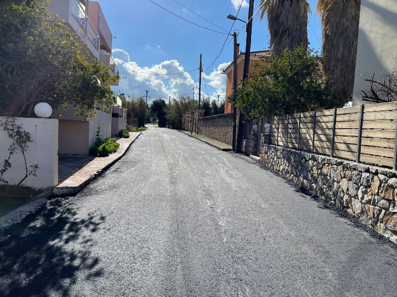 Ασφαλτόστρωση σε υποδομές οδοποιίας, στην Κοινότητα Πλατανιά