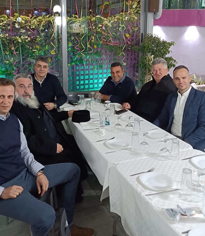 Άμεση Δράση κοπή πίτας