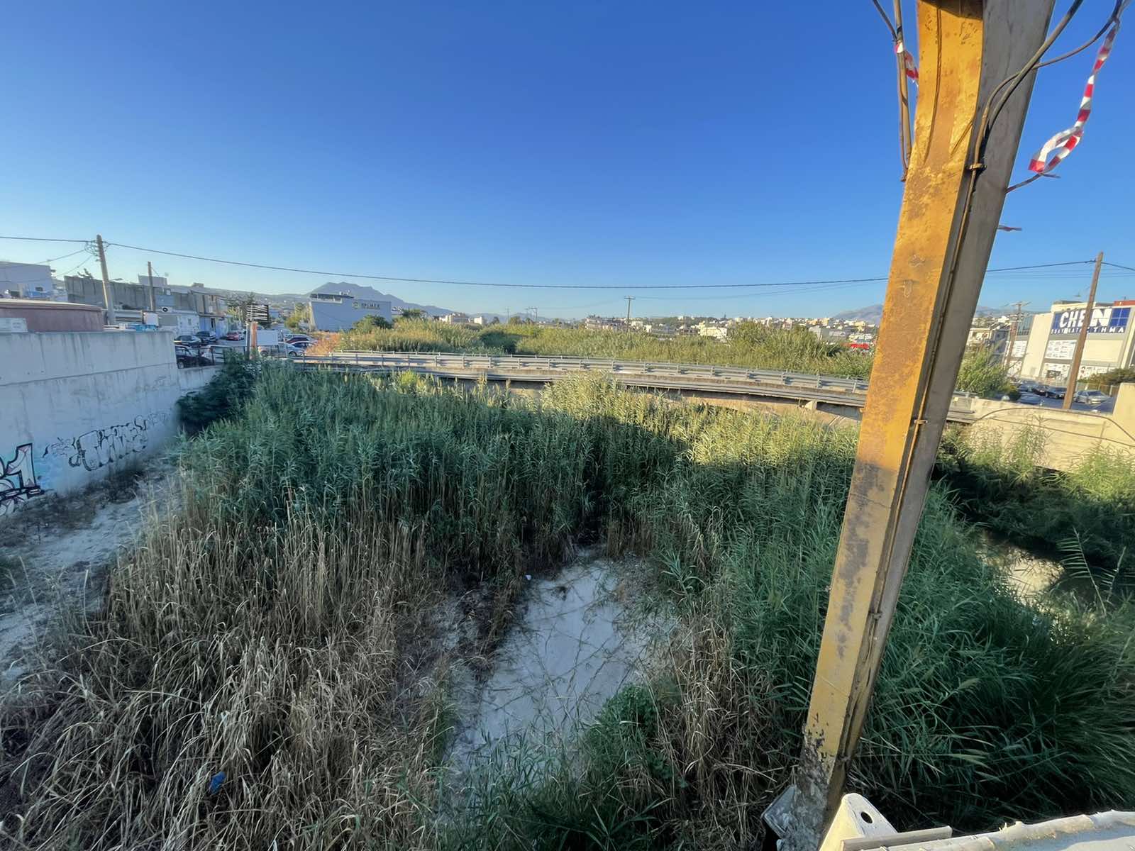 Αντιπλημμυρικά έργα Περιφέρειας Ηρακλείου: Έναρξη καθαρισμού ποταμού Γιοφύρου.