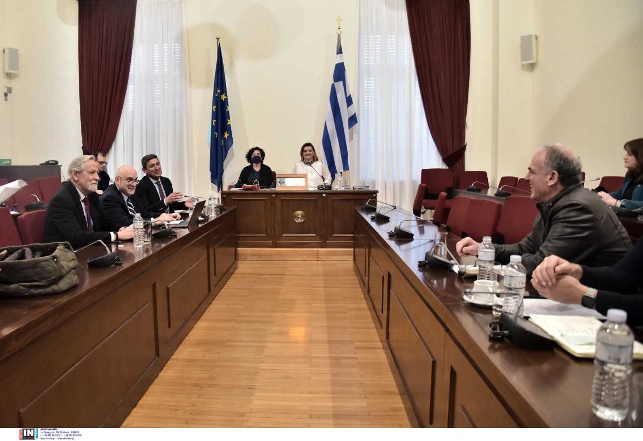 Αυγενάκης βουλή αθλητές ΑμΕΑ