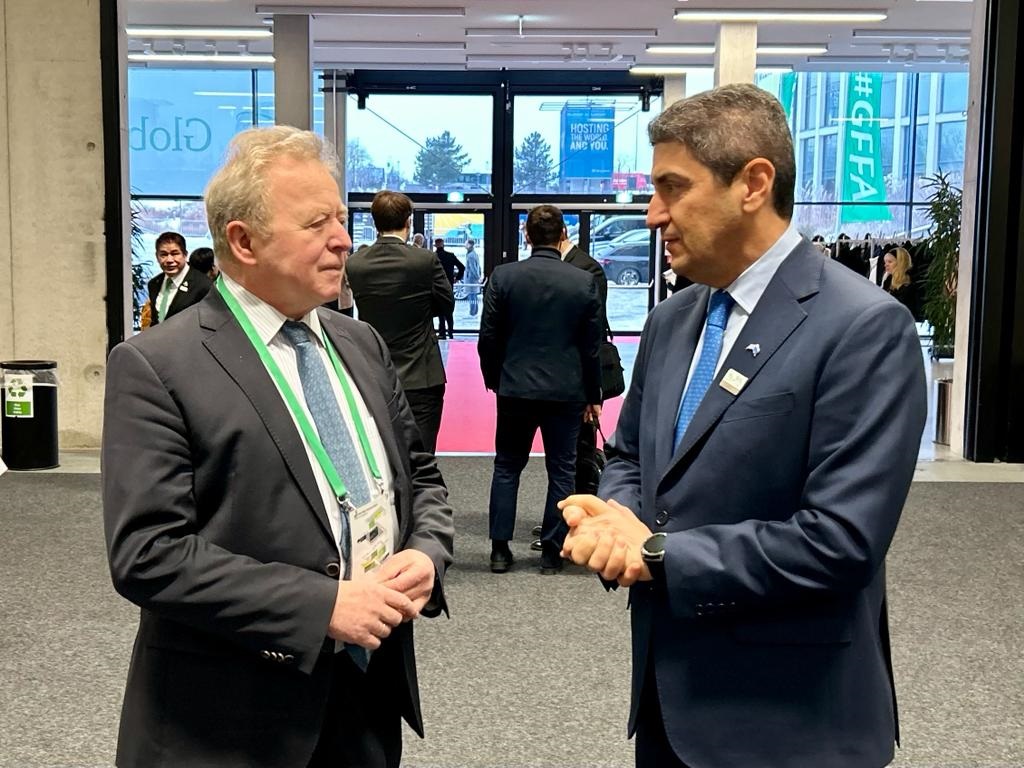 Αυγενάκης: «Υποκινούμενη η προσπάθεια να βγουν οι αγρότες στον δρόμο - Δεν θα χαριστούμε σε κανέναν για τους ελέγχους στο γάλα»