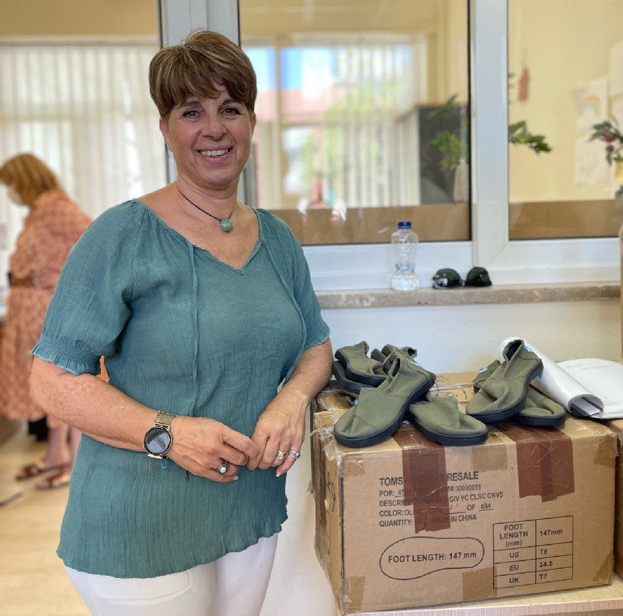 διανομή παπουτσιών