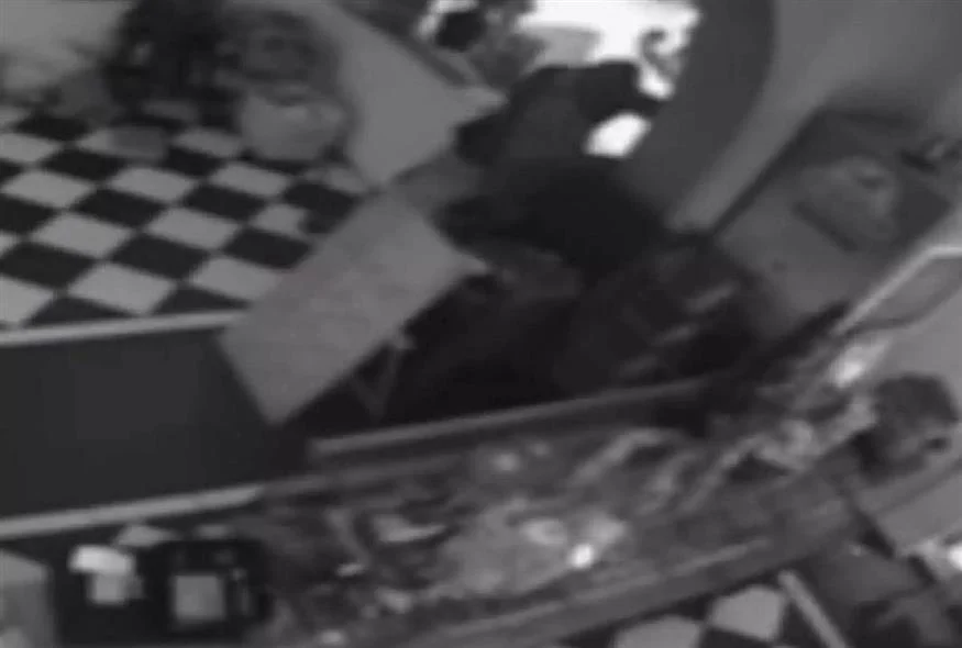 Διαρρήκτης ζαχαροπλαστείο