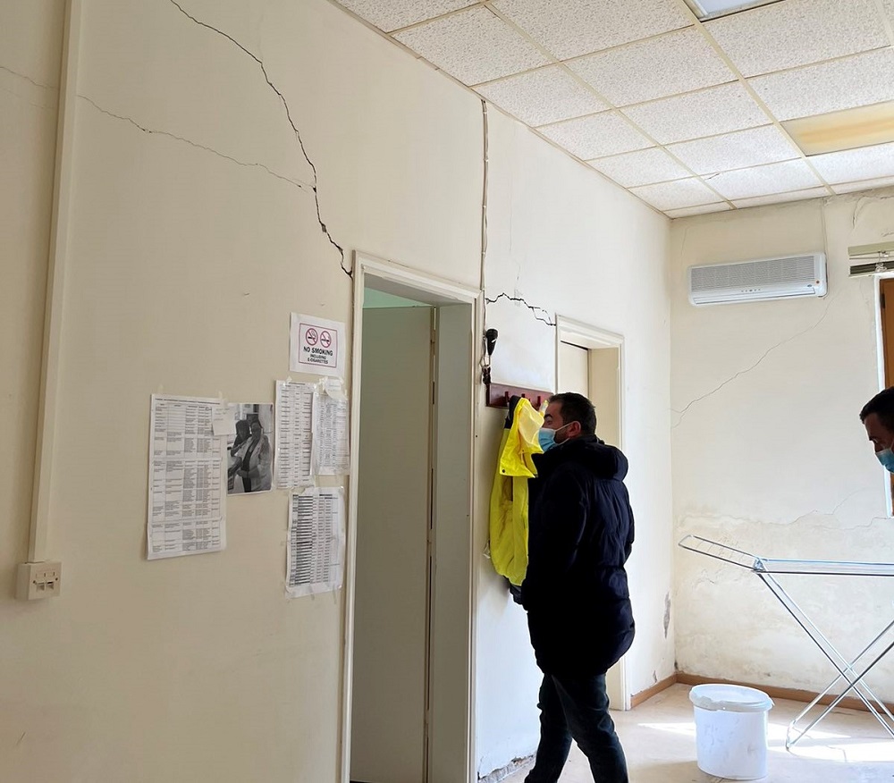 Δουλουμπέκης Σπήλι