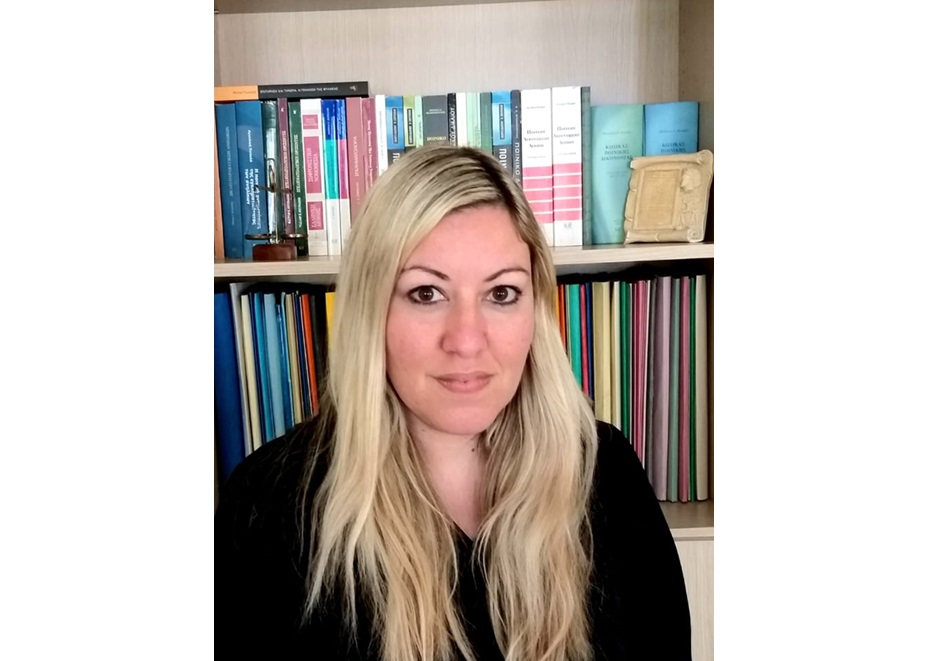 Η δικηγόρος κα Έφη Σωμαρά,