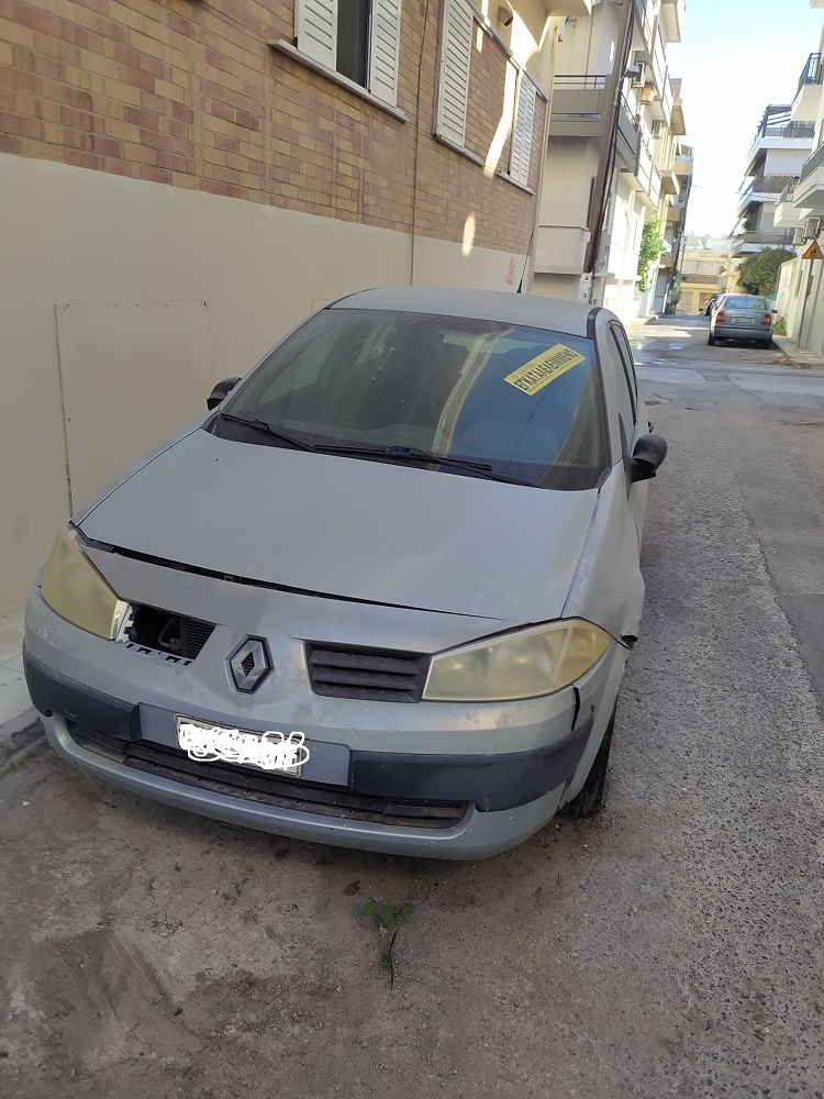 εγκαταλειμμένο αυτοκίνητο