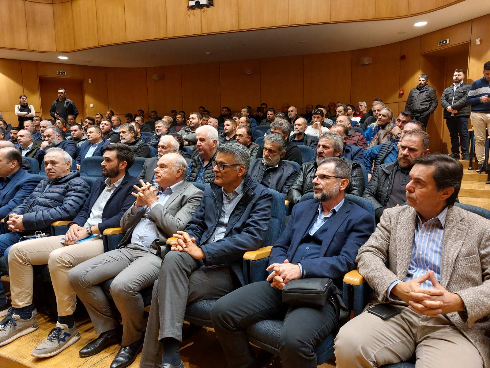 Επιμελητήριο σύσκεψη