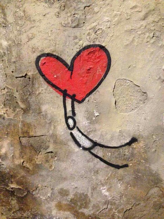 Πονάει κυρία ο έρωτας;