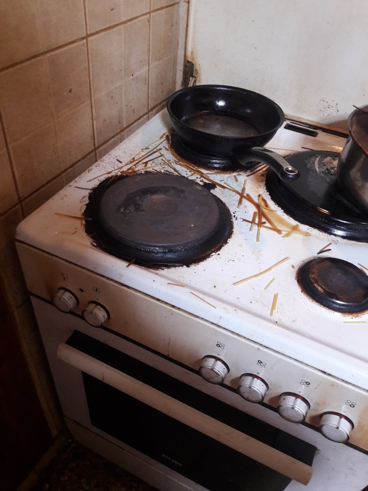 fotia kouzina mastampas4