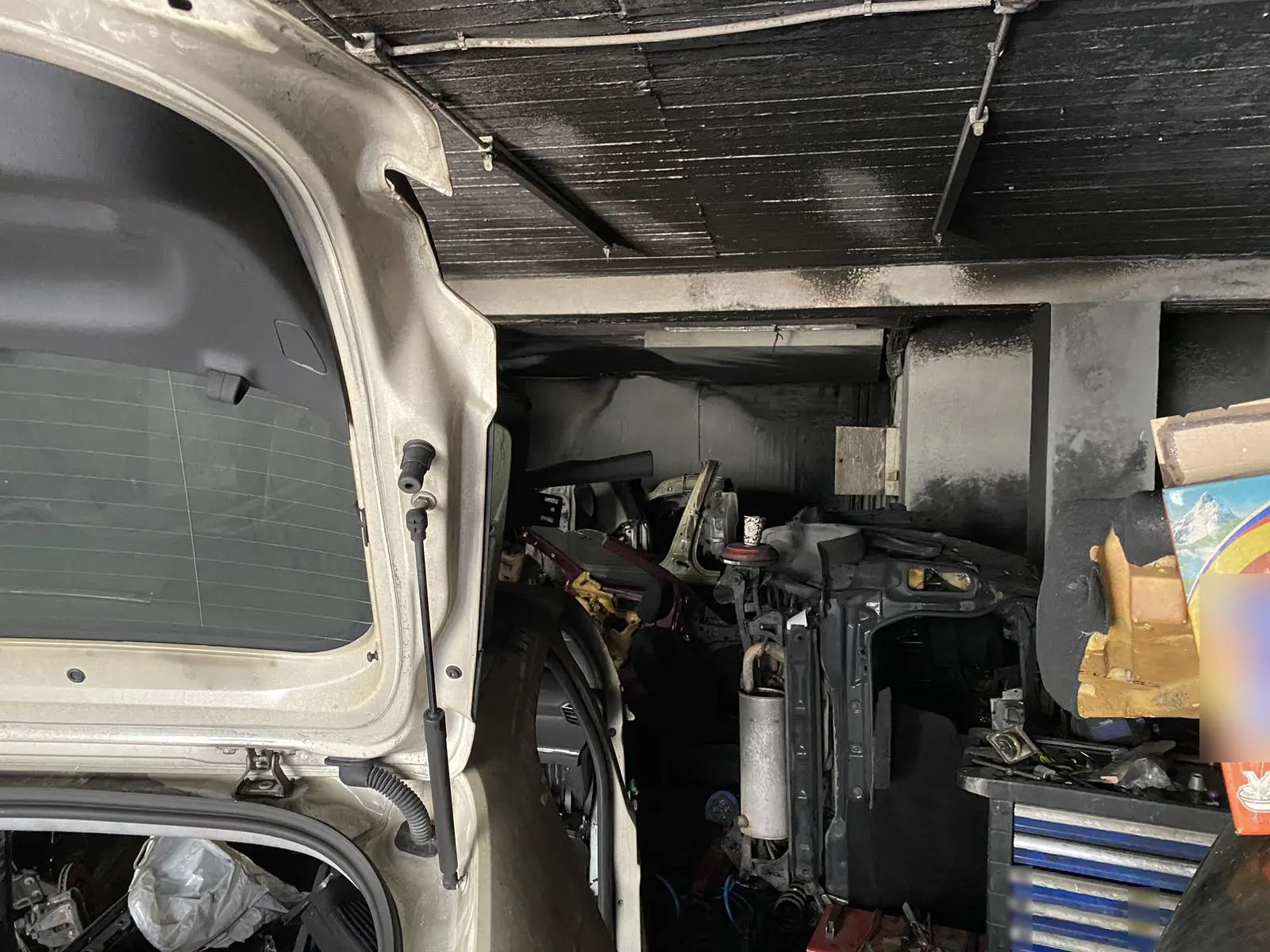 Φωτιά συνεργείο