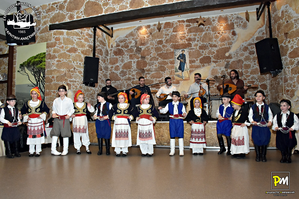 Κρήτες Αιγάλεω