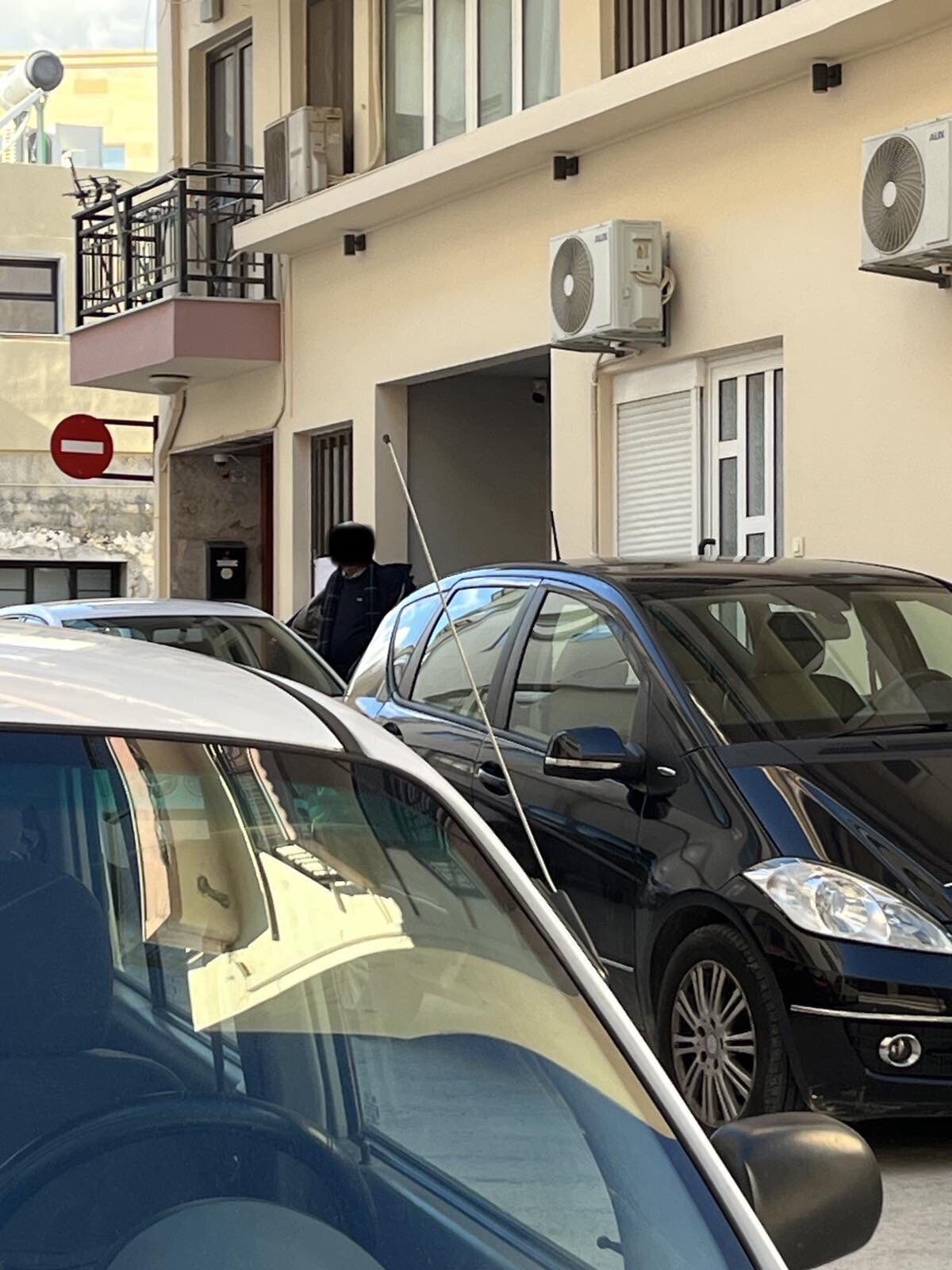 Τι με νοιάζει; Σπίτι μου είναι; Εξωτερικός