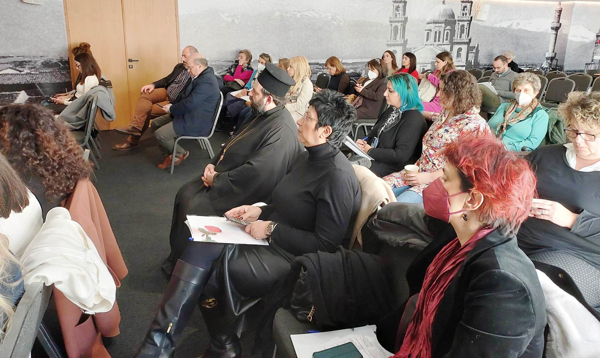 Δύο στα εκατό ανήλικα παιδιά-θύματα κακοποίησης καταφέρνουν να ολοκληρώσουν την υπόθεσή τους στη χώρα μας