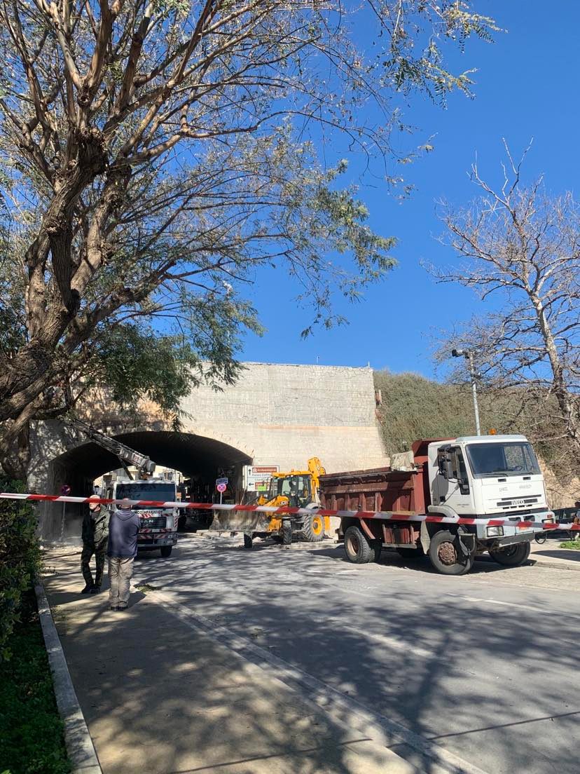 Καινούργια Πόρτα