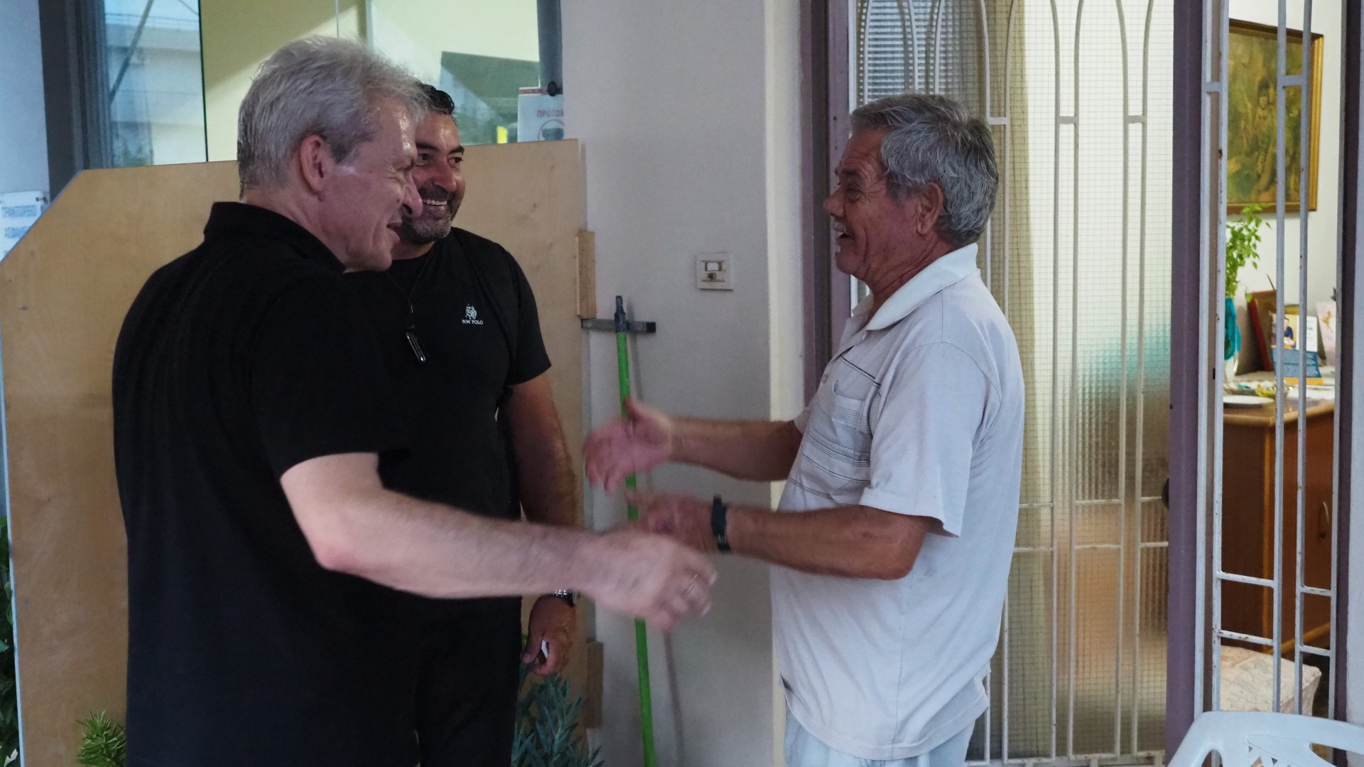 Ο Αλέξης Καλοκαιρινός στη λ. Κνωσού: Στόχος μας η αναβάθμιση της λεωφόρου προς όφελος καταστηματαρχών και πολιτών