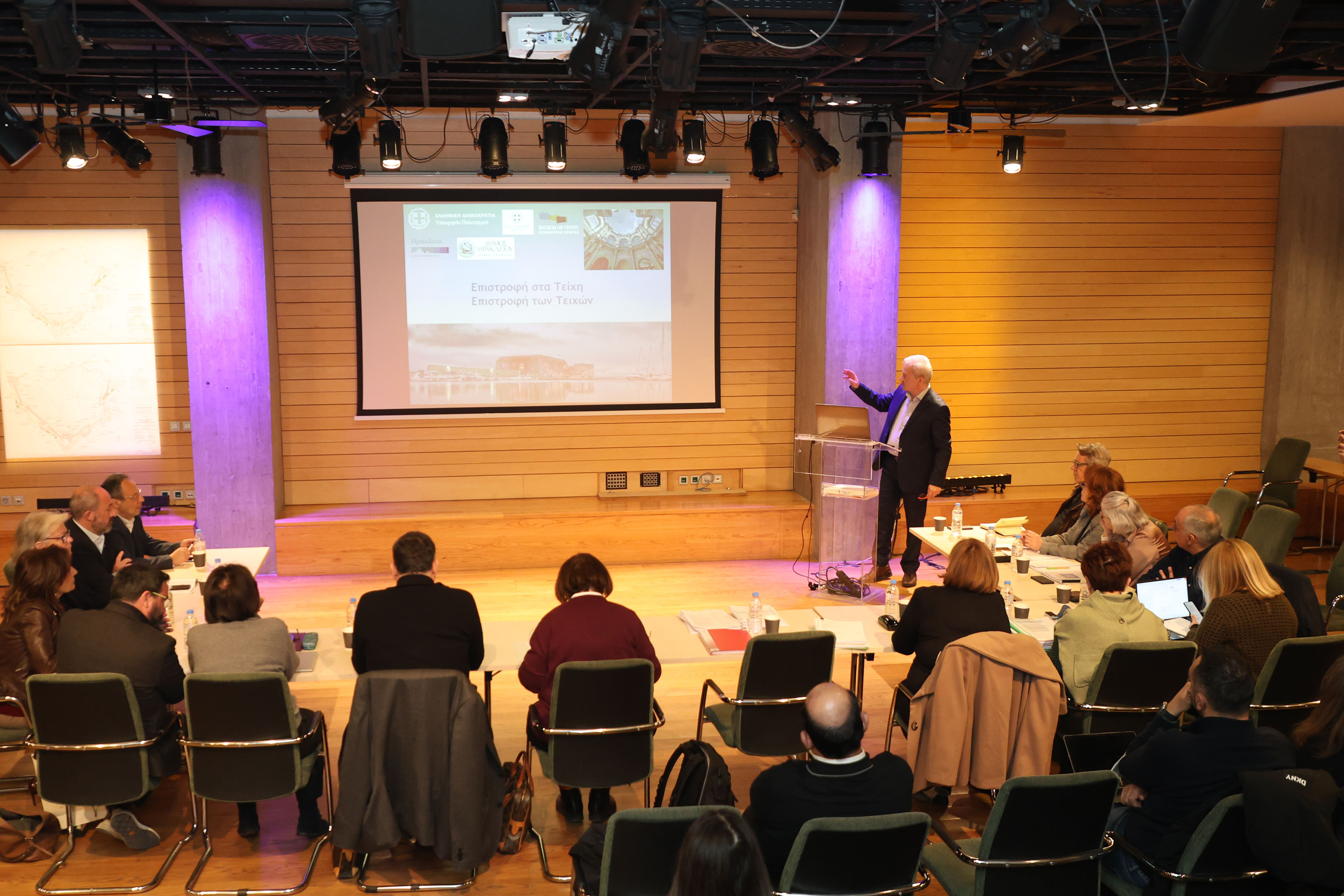 Καλοκαιρινός Μενδώνη