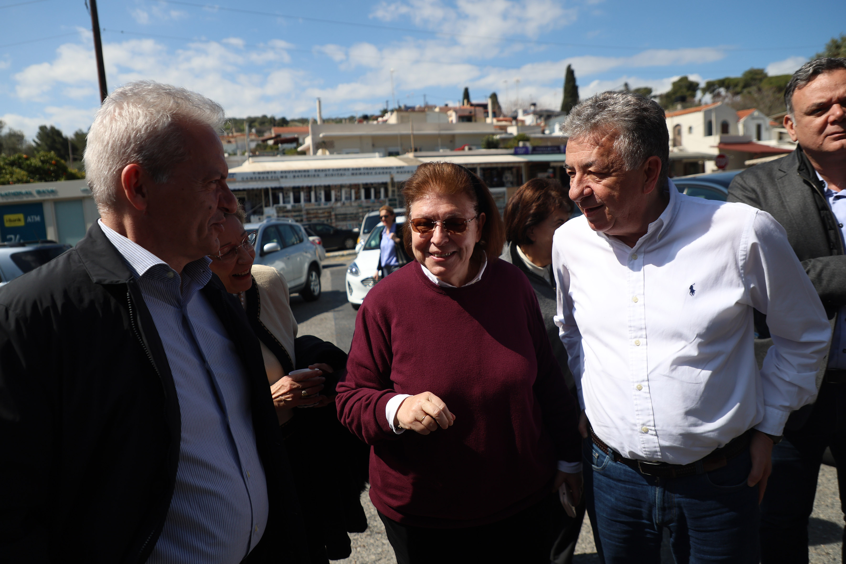 Καλοκαιρινός Μενδώνη