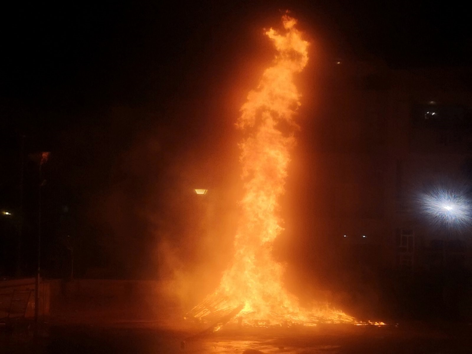 Καμίνια Ανάσταση