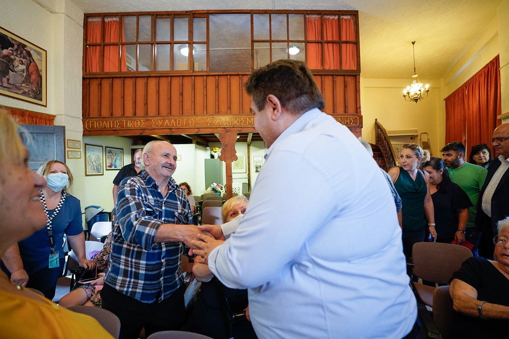 Καραμαλάκης περιοδεία