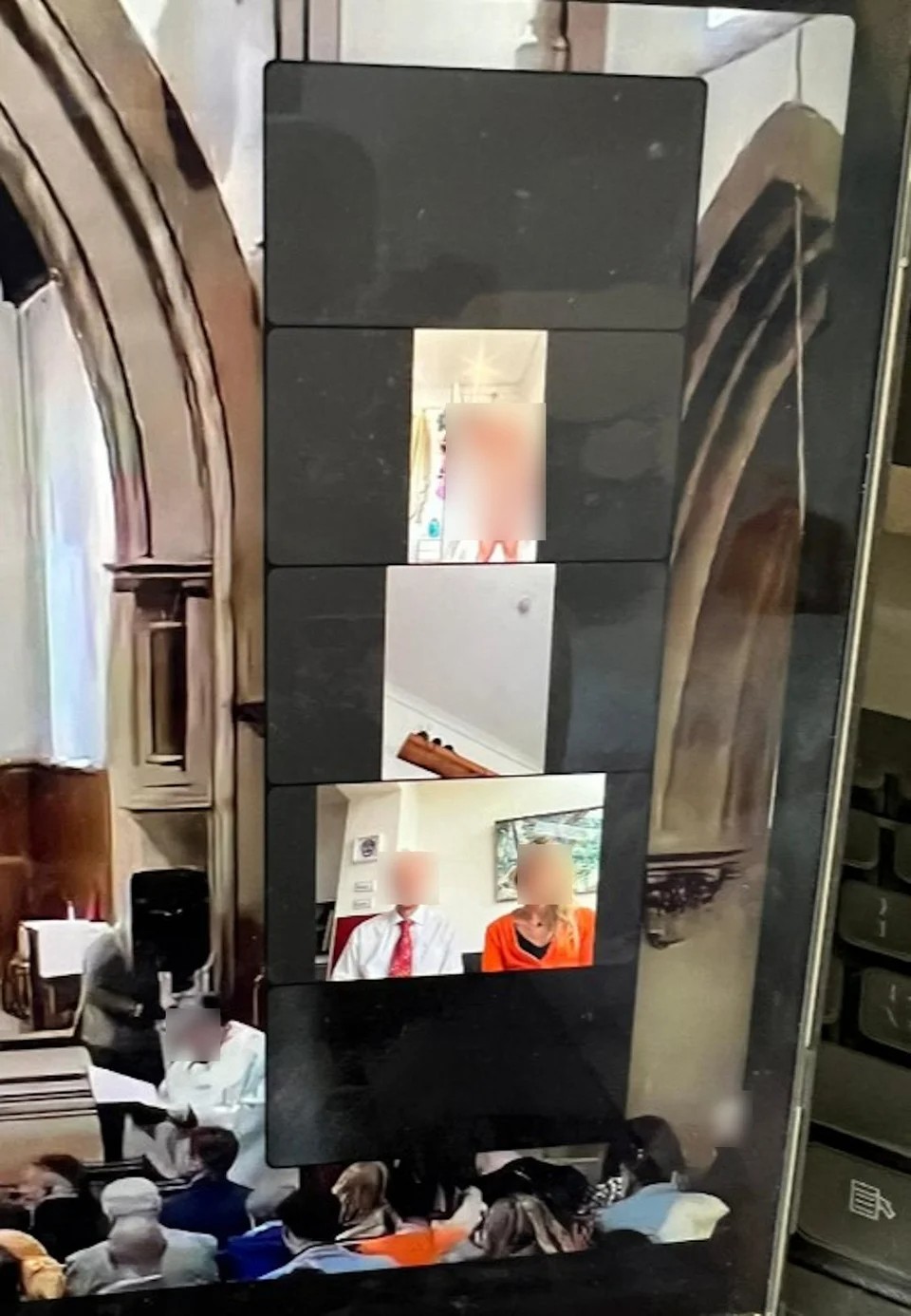 zoom κηδεια μπάνιο