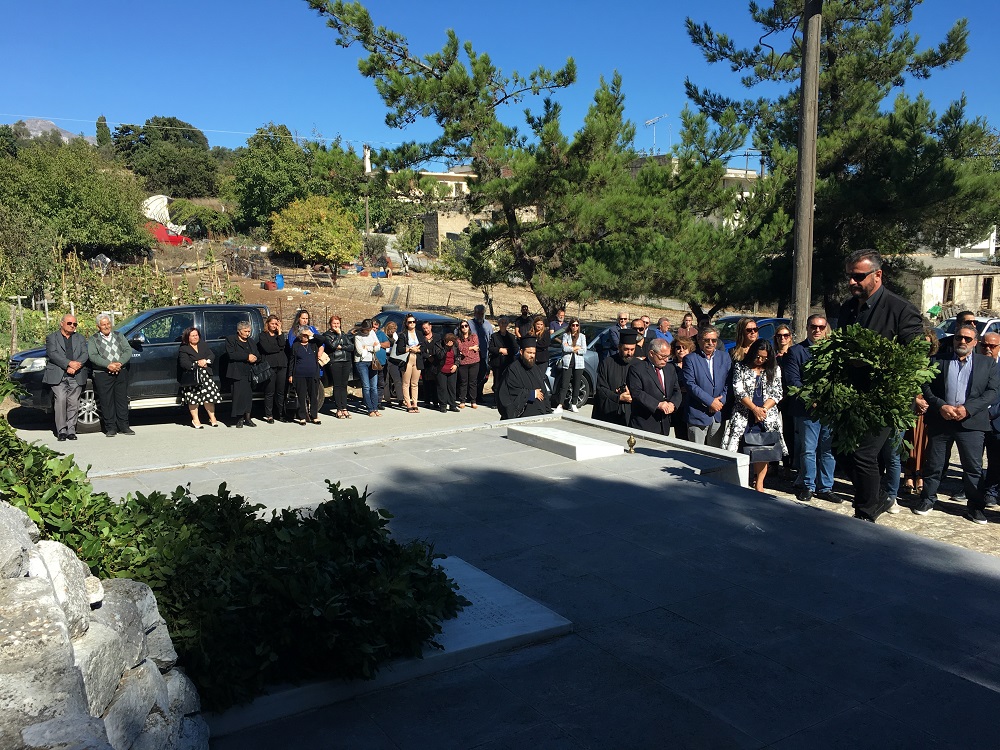 Μιχάλης Κοκολάκης μνημείο πεσόντων