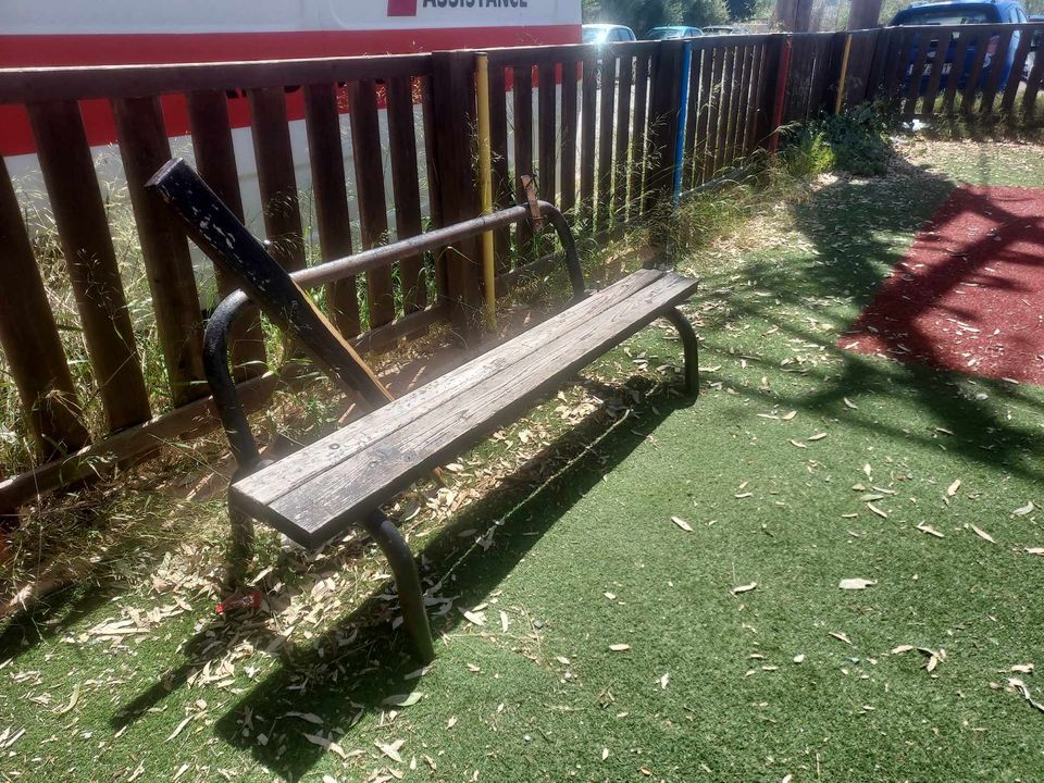 "Κούνιες εγκατάλειψης"