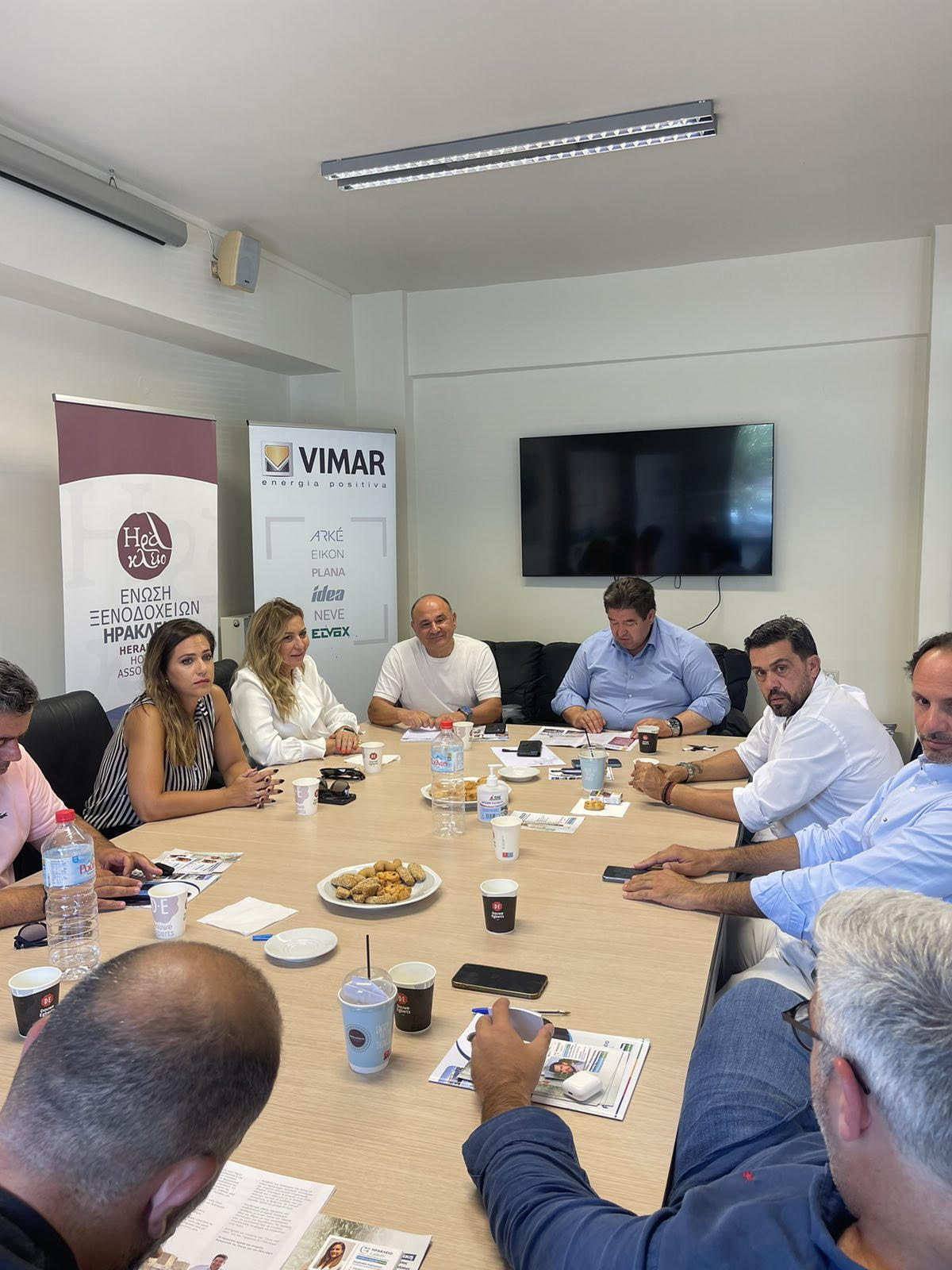 Ξενοδοχοι καραμαλάκης