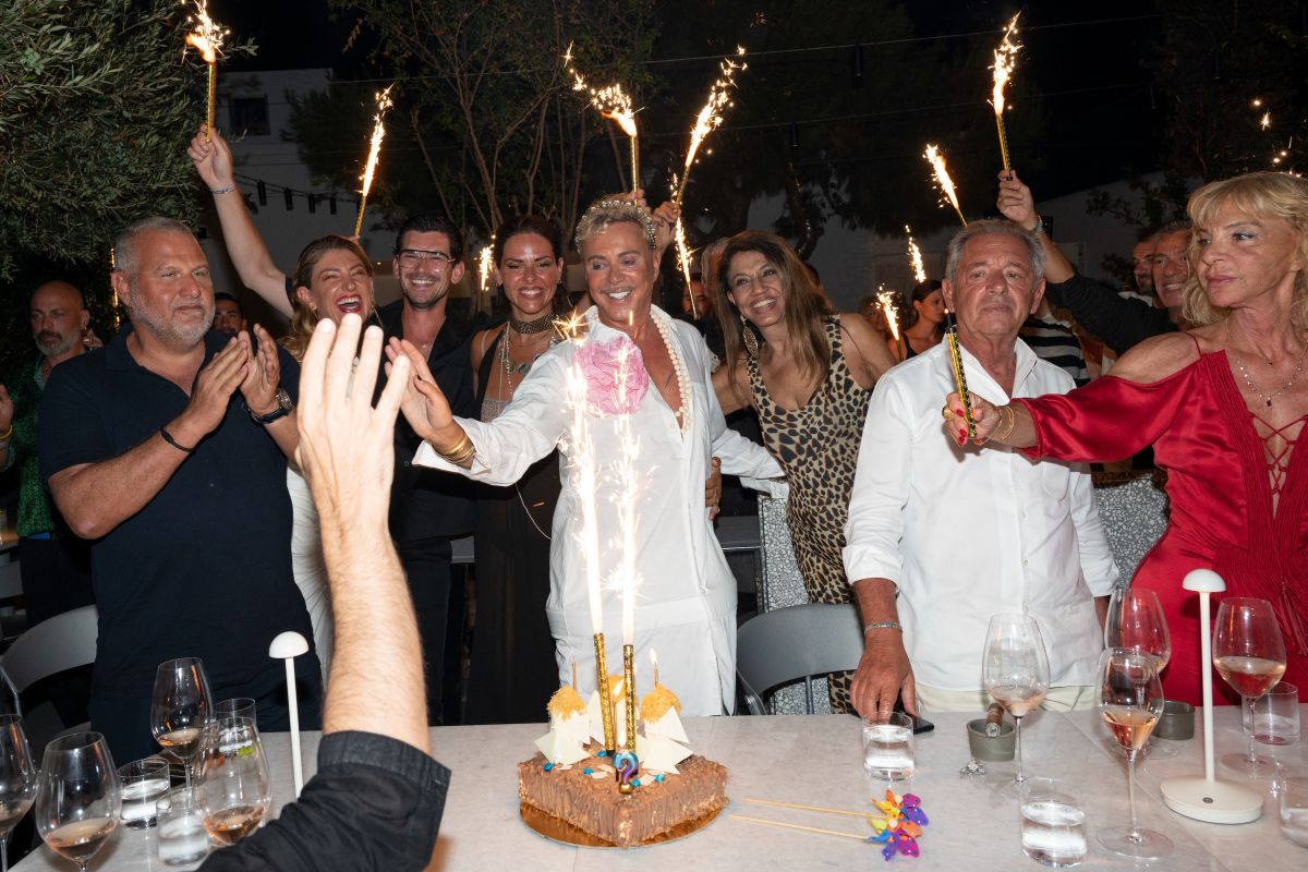 lakis gavalas genethlia,