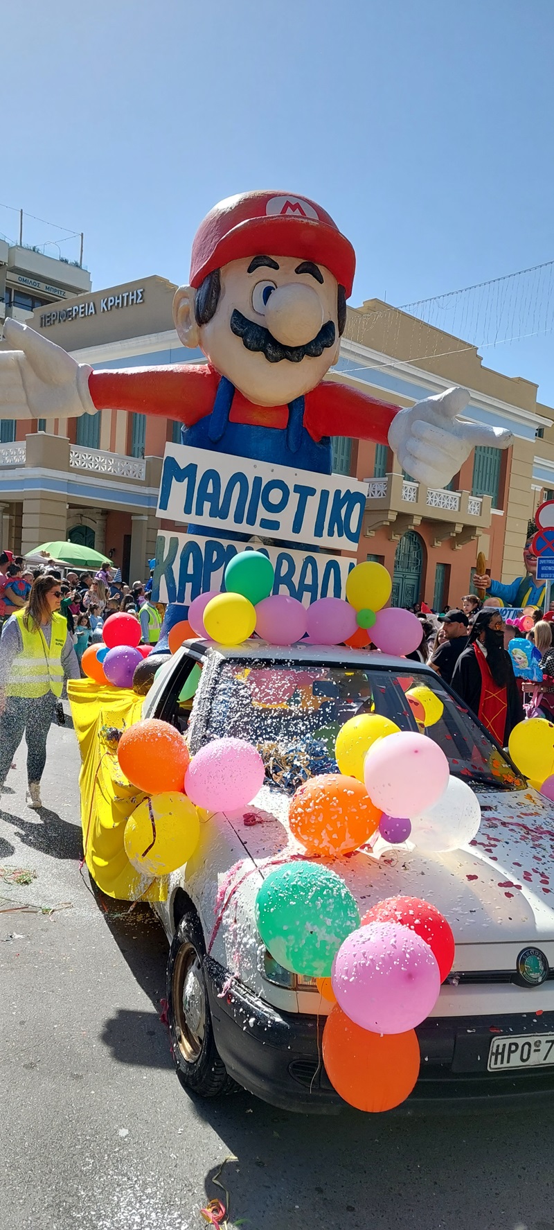 Το Μαλιώτικο Καρναβάλι έβαλε φωτιά στο Καστρινό!