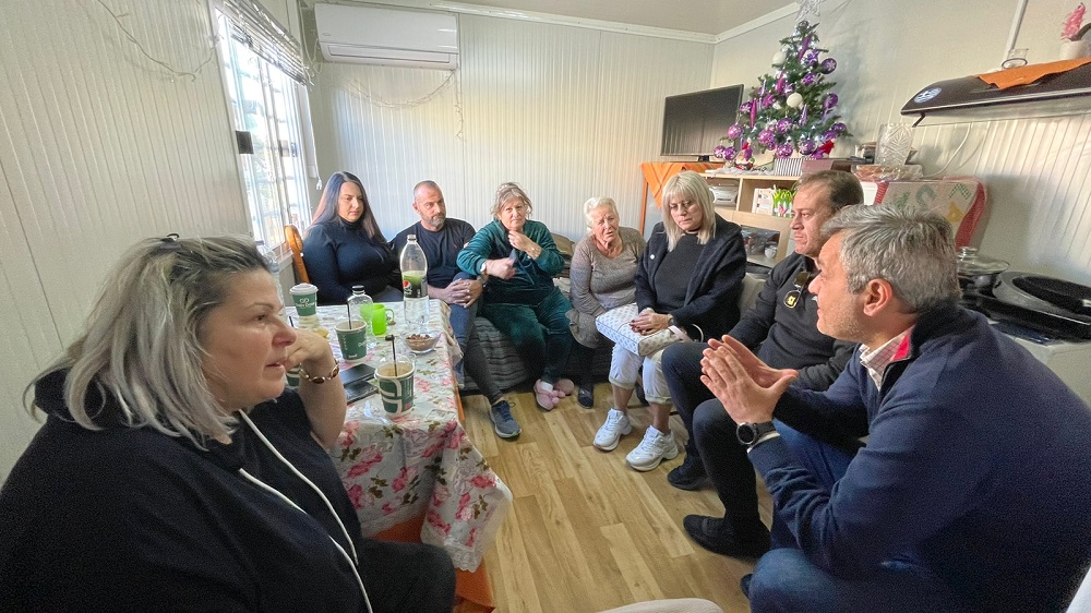 Χάρης Μαμουλάκης σεισμόπληκτοι Αρκαλοχωρίου