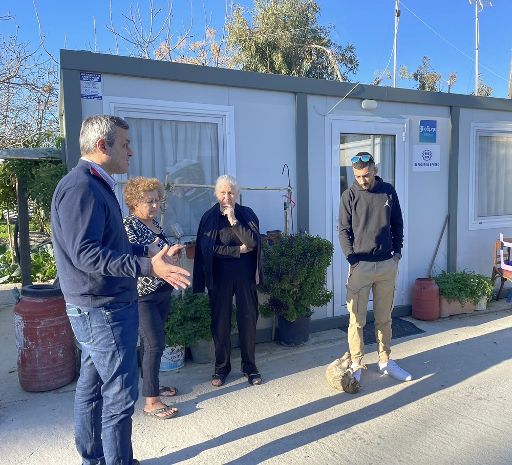 Χάρης Μαμουλάκης σεισμόπληκτοι Αρκαλοχωρίου