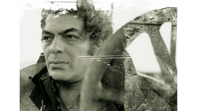 Μάνος Λοΐζος