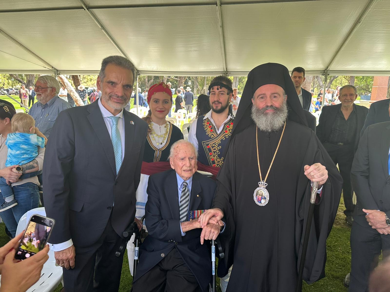 Μάχη Κρήτης Πέρθη μνημείο