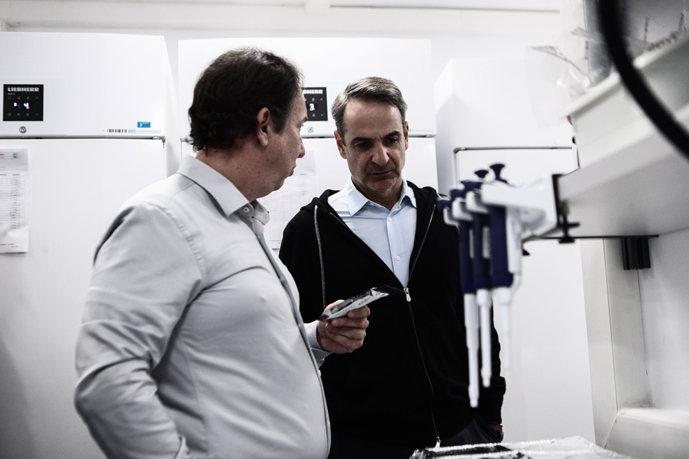 Μητσοτάκης Δημόκριτος