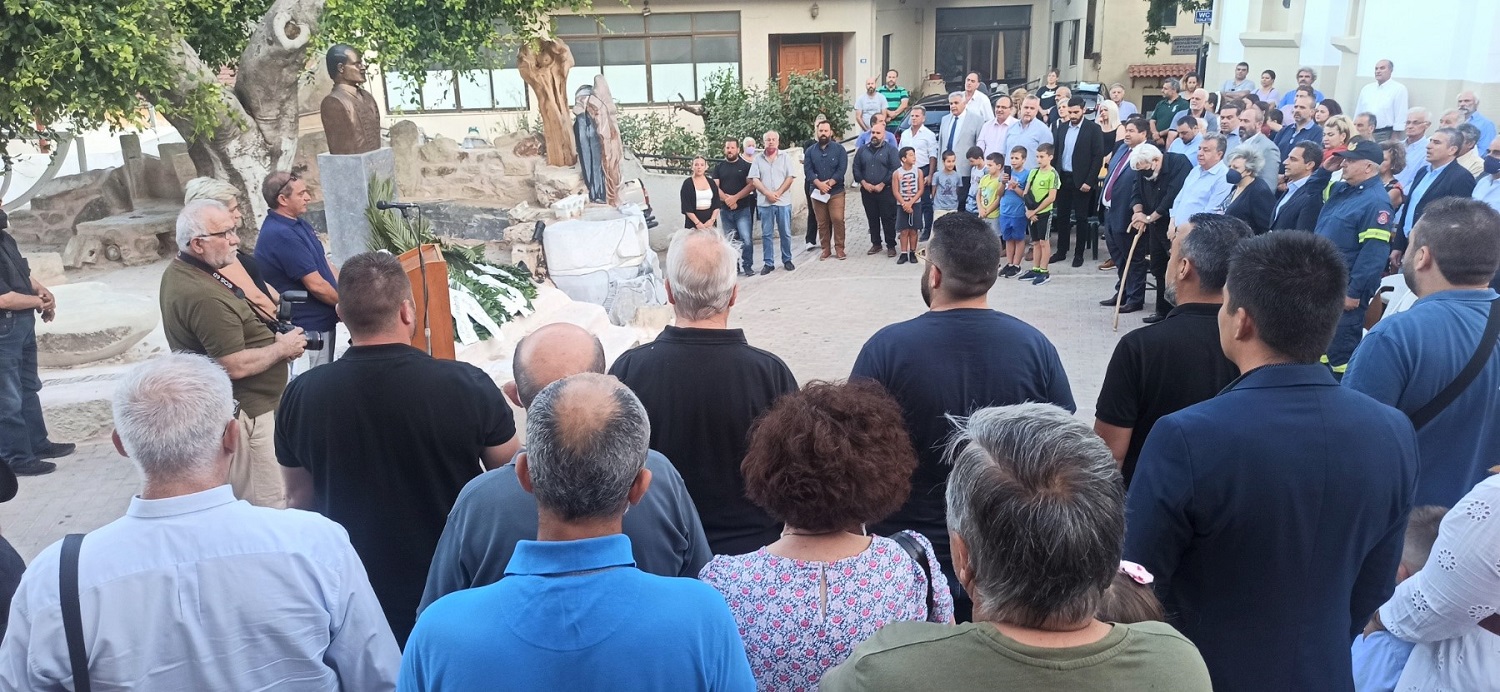 μπαντουβας προτομη