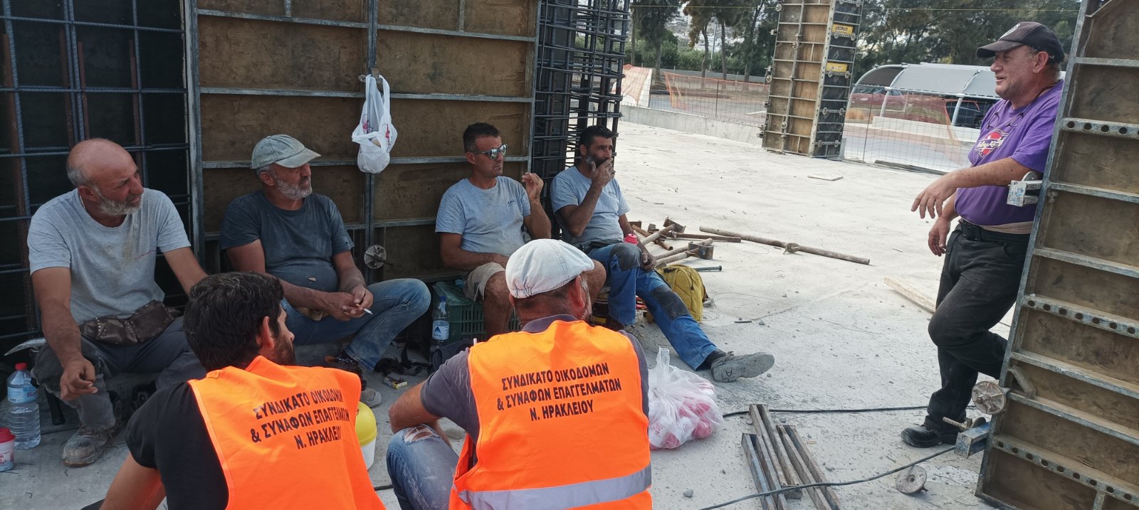 Οικοδόμοι περιοδείες