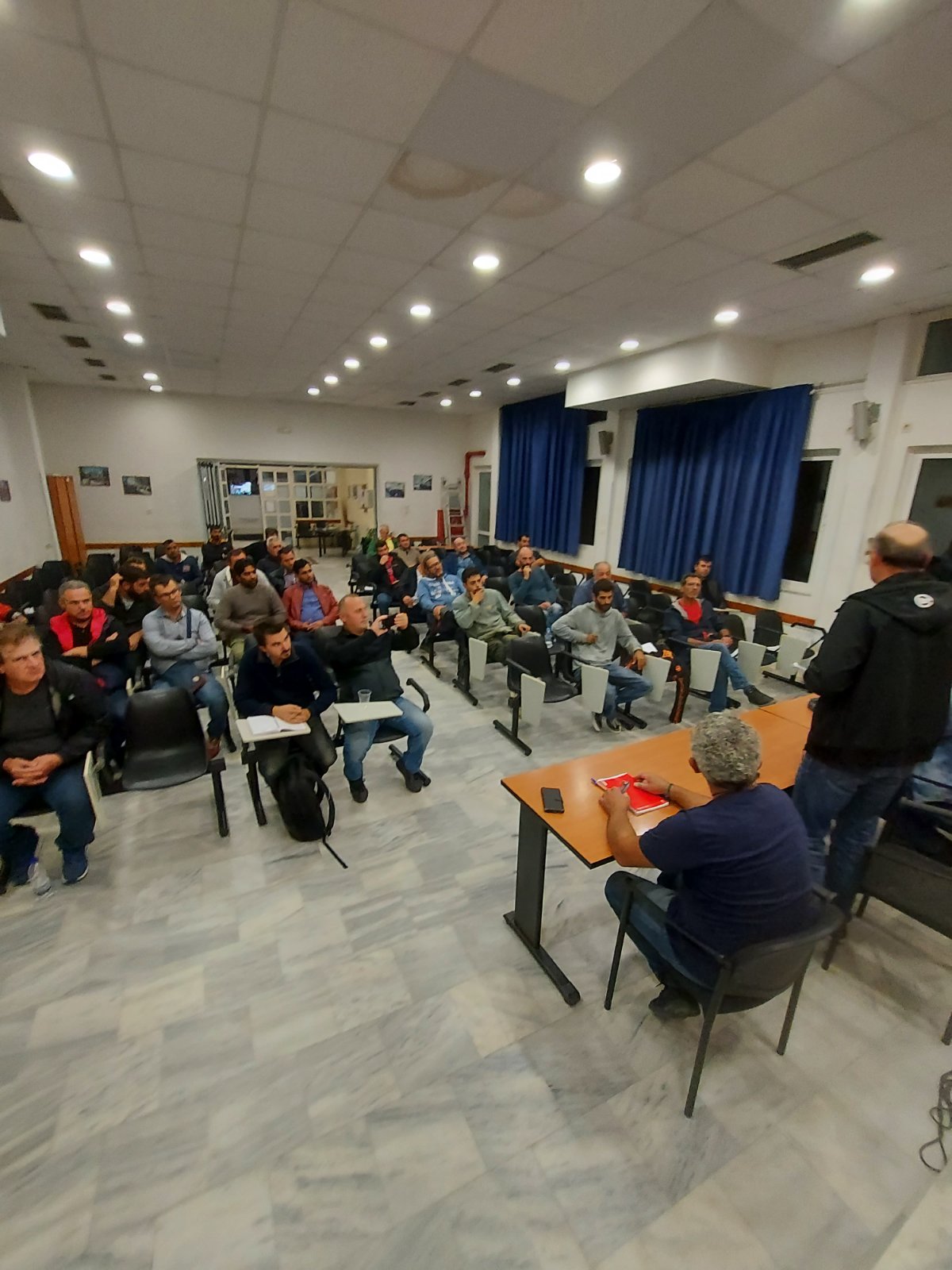 Οικοδόμοι παγκρήτια σύσκεψη