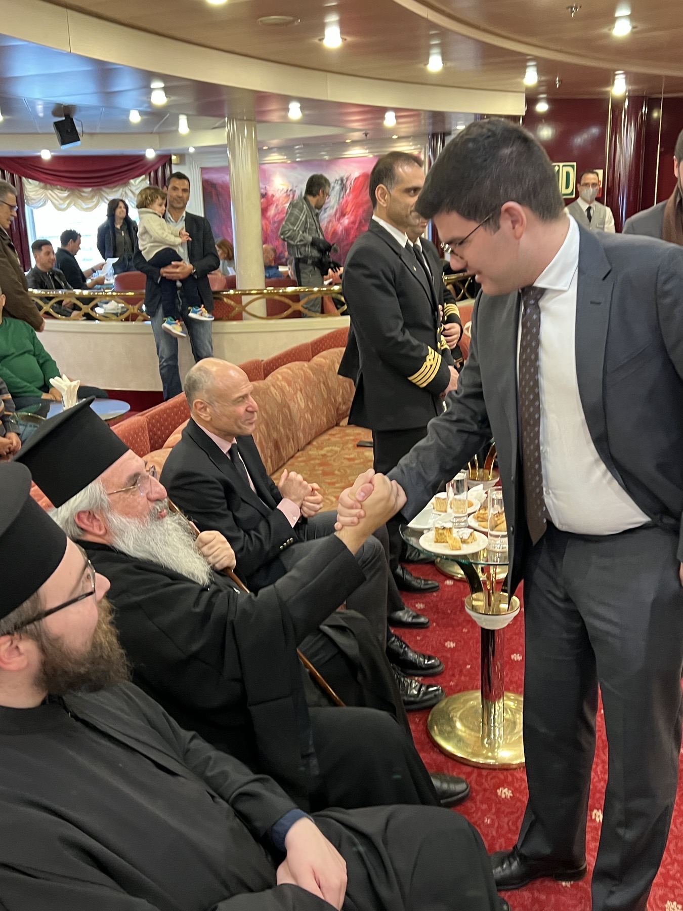 Μιλτιάδης Καράτζης και ο Αρχιεπίσκοπος Κρήτης Ευγένιος Β