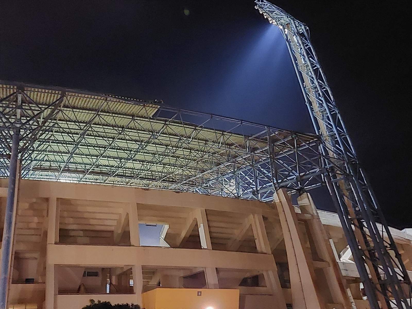 pagkritio stadio stegastro2