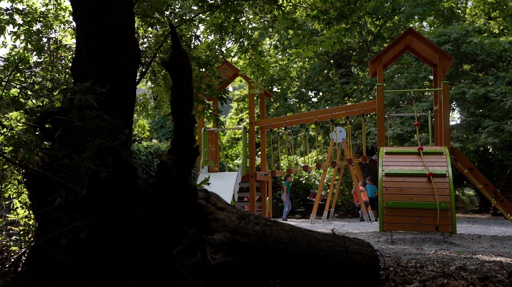 Παιδική χαρά Φόδελε